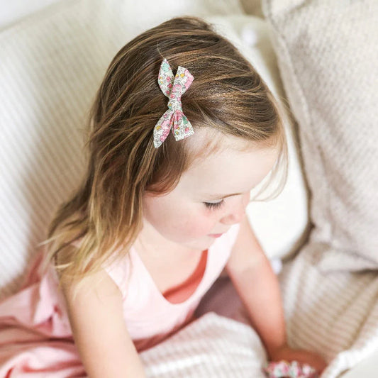 Mabel Petite Bow Clip