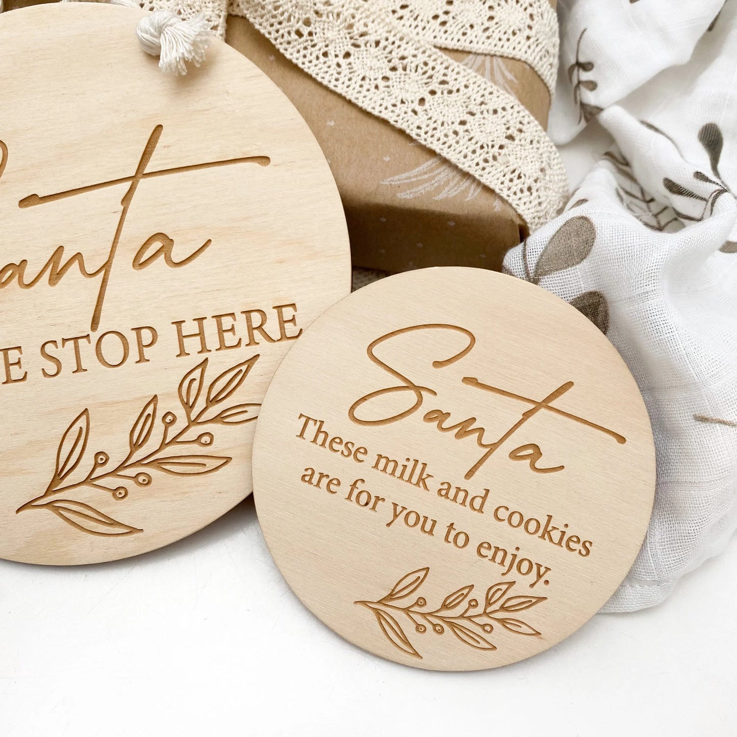 Santa 'Please Stop Here' Set - Foliage