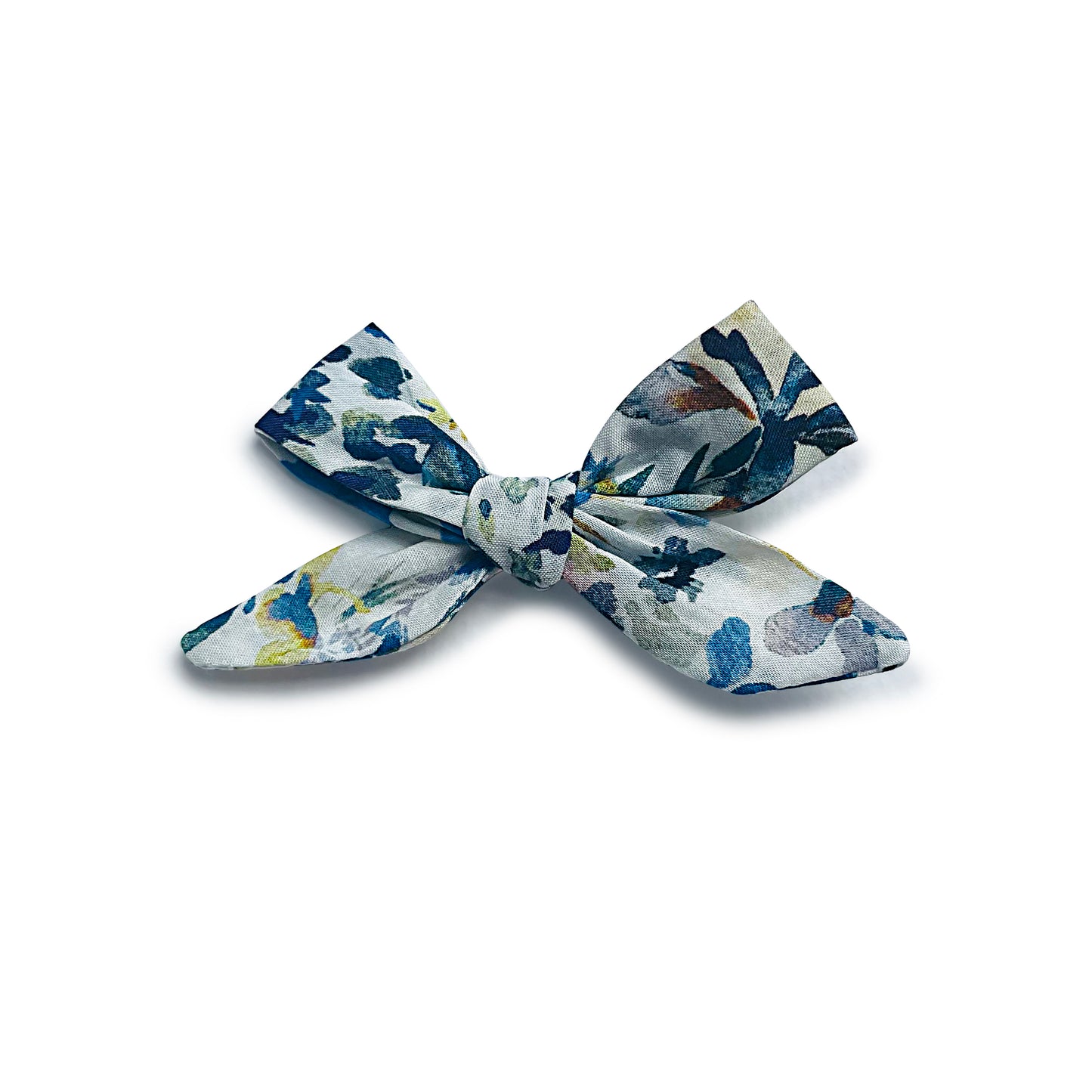 Mae Petite Bow Clip