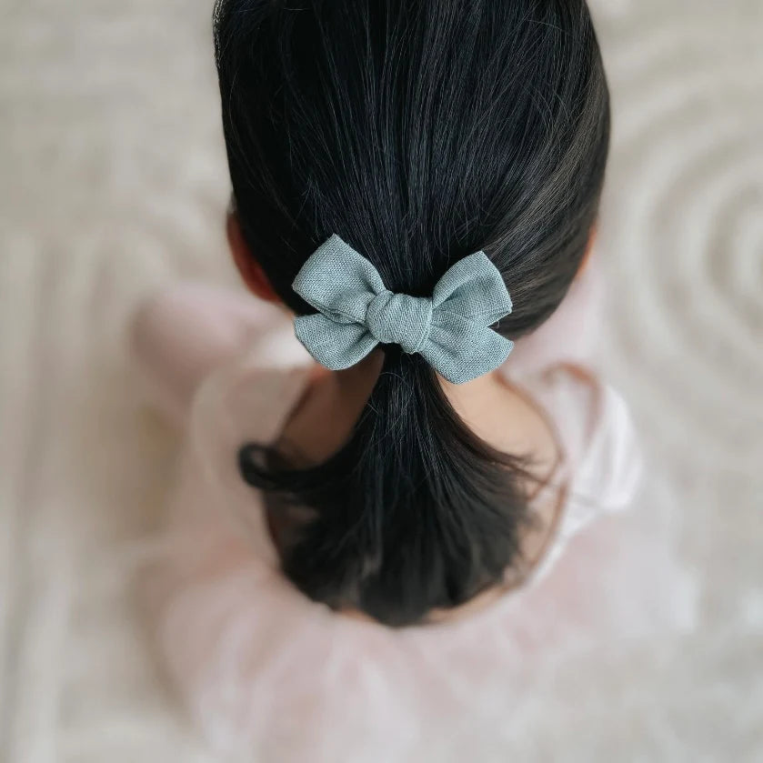 Minnie Bow Clip